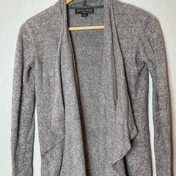 BAREFOOT DREAMS BAMBOO CHIC LITE CARDIGAN - Picture 2 of 6